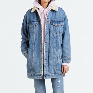 Levi’s Lengthened Sherpa Trucker Denim Jacket